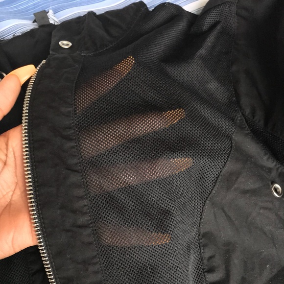 Mesh Detailed Jacket - Picture 3 of 5